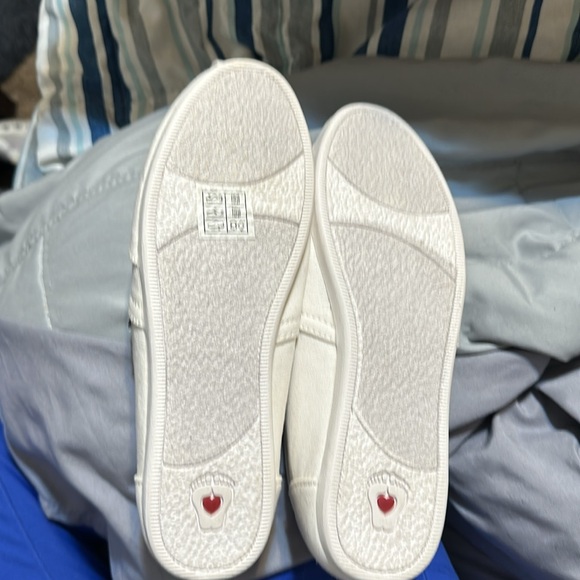 Bobs from Sketchers. White - Picture 3 of 3